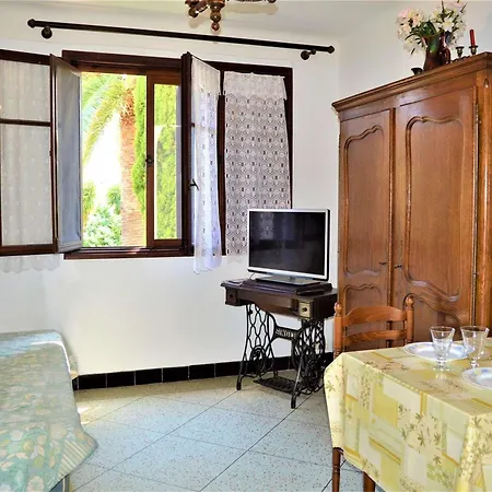 2 Pieces Avec Terrasse, Proche Et Centre-ville A Cavalaire-sur-mer, Parking Inclus - Fr-1-226b-19 Apartment Cavalaire-sur-Mer